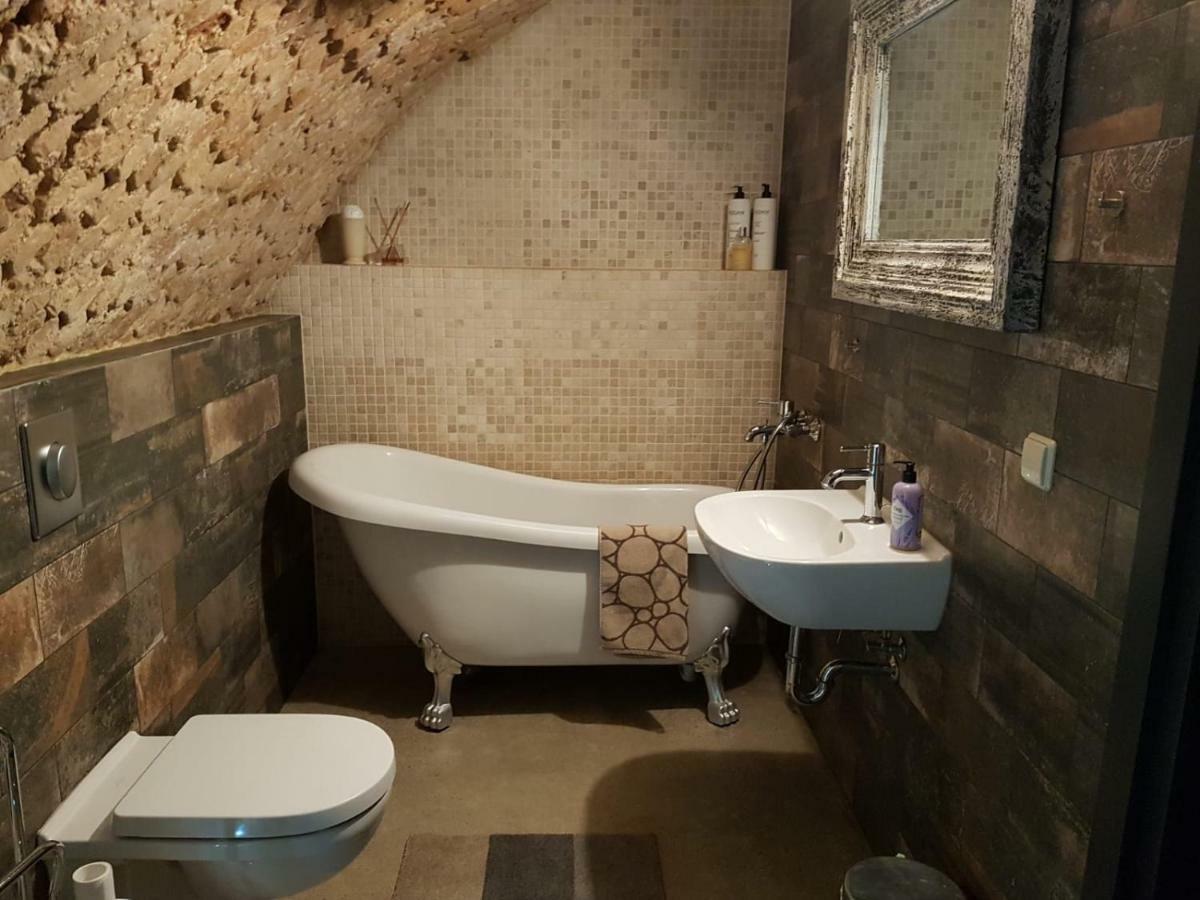 Unique Old Town Apartment 빌뉴스 외부 사진
